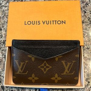 Authentic Louis Vuitton Neo Cardholder